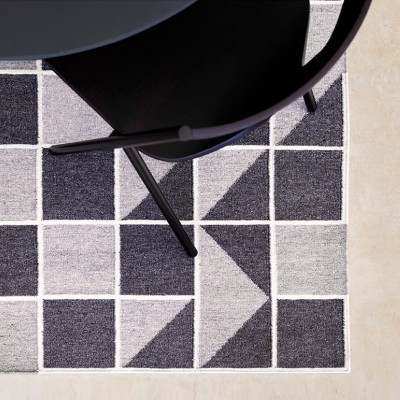 Alfombra Kilim Modica Grey de Gan Rugs en Moises Showroom Alfombra Kilim Modica Grey de Gan Rugs en Moises Showroom