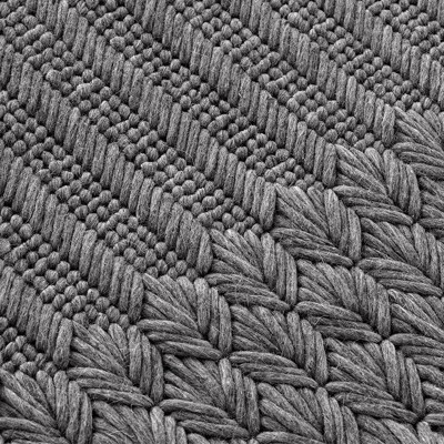 Alfombra Chaddar Charcoal de Gan Rugs en Moises Showroom Alfombra Chaddar Charcoal de Gan Rugs en Moises Showroom