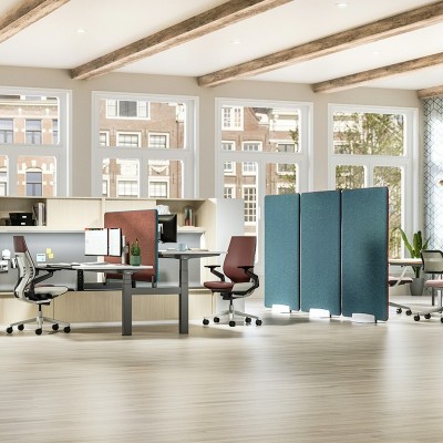 Pantalla acústica Divisio de Steelcase en Moises Showroom Pantalla acústica Divisio de Steelcase en Moises Showroom