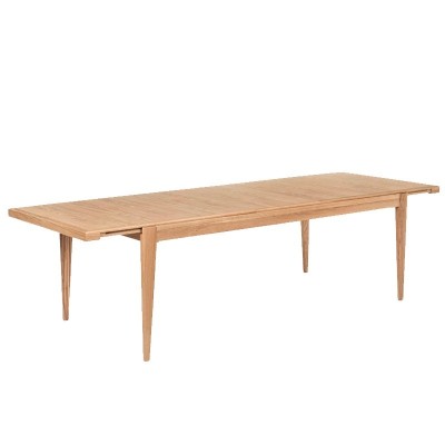 S-table extensible roble de Gubi en Moises Showroom S-table extensible roble de Gubi en Moises Showroom