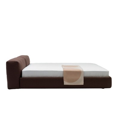 cama tapizada Superoblong diseño Cappellini cama tapizada Superoblong diseño Cappellini