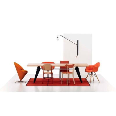 Mesa EM mesa de madeira maciça - Vitra Mesa EM mesa de madeira maciça - Vitra