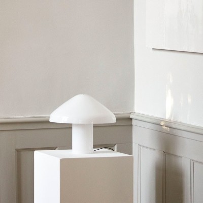 Lámpara Pao Glass table lamp de HAY en Moises Showroom Lámpara Pao Glass table lamp de HAY en Moises Showroom