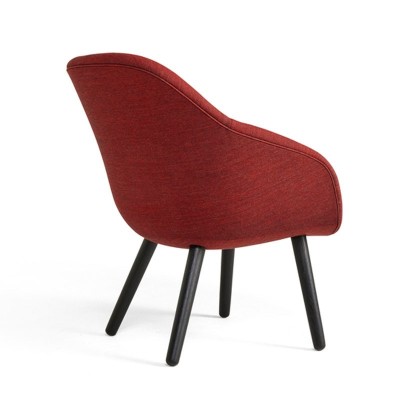 About a Lounge AAl82 soft da HAY en Moises Showroom About a Lounge AAl82 soft da HAY en Moises Showroom