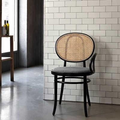 ambiente silla con brazo N.0 Thonet Vienna ambiente silla con brazo N.0 Thonet Vienna