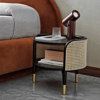 dormitorio con mesita de noche Mos GTV Thonet Vienna dormitorio con mesita de noche Mos GTV Thonet Vienna