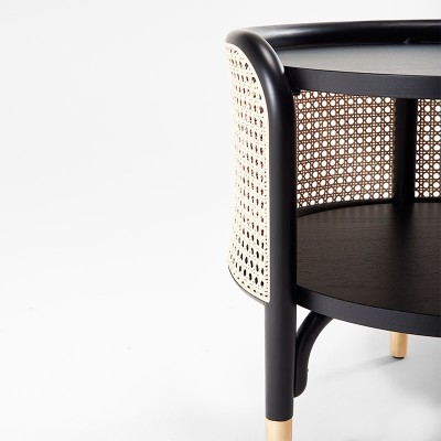 detalle baldas mesita de noche Mos GTV Thonet Vienna detalle baldas mesita de noche Mos GTV Thonet Vienna