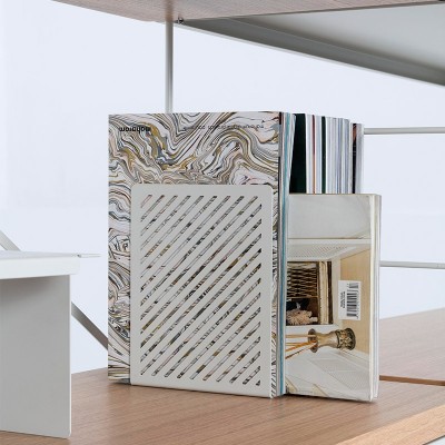 Tria sujetalibros blanco ambiente detalle Tria sujetalibros blanco ambiente detalle