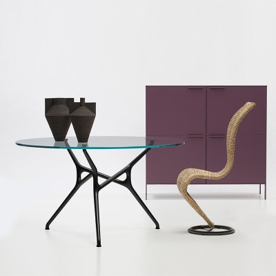 mesa Branch Cappellini base negra sobre cristal ambiente mesa Branch Cappellini base negra sobre cristal ambiente