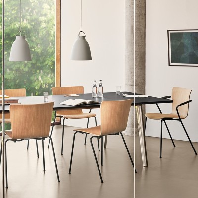 Silla Vico Duo de Fritz Hansen en Moises Showroom Silla Vico Duo de Fritz Hansen en Moises Showroom