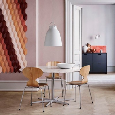 Fritz Hansen Mesa Circular Altura 72 de Arne Jacobsen Fritz Hansen Mesa Circular Altura 72 de Arne Jacobsen