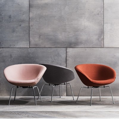 Butaca Pot de Fritz Hansen en Moises Showroom Butaca Pot de Fritz Hansen en Moises Showroom