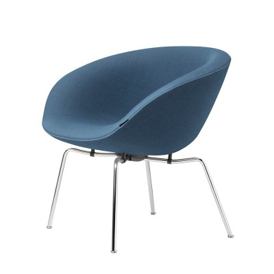 Butaca Pot de Fritz Hansen en Moises Showroom Butaca Pot de Fritz Hansen en Moises Showroom
