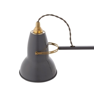 detalle pantalla lámpara Original 1227 brass desk lamp Anglepoise grey detalle pantalla lámpara Original 1227 brass desk lamp Anglepoise grey