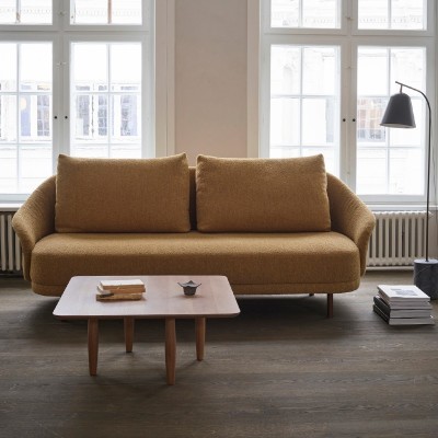 Norr11, sofá New Wave 2 Seater en Moises Showroom Norr11, sofá New Wave 2 Seater en Moises Showroom