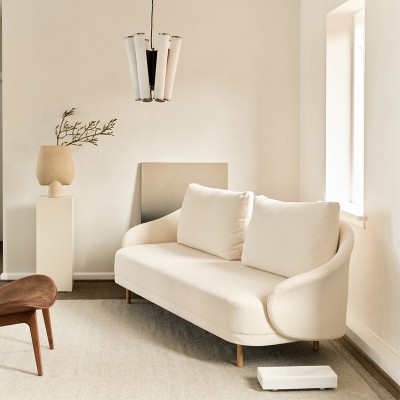 Norr11, sofá New Wave 2 Seater en Moises Showroom Norr11, sofá New Wave 2 Seater en Moises Showroom