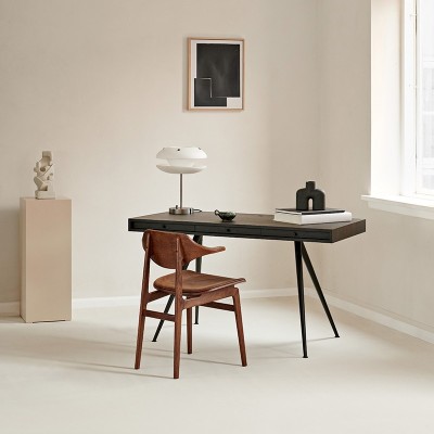Escritorio JFK Desk Black de Norr11 Escritorio JFK Desk Black de Norr11