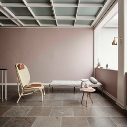 Nomad Chair Natural de Norr11 en Moises Showroom Nomad Chair Natural de Norr11 en Moises Showroom