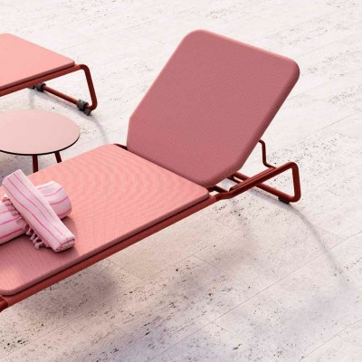 ambiente hamaca Anthea Poolbed Indecasa roja ambiente hamaca Anthea Poolbed Indecasa roja