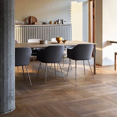 Silla Rely HW35 de &Tradition en Moises Showroom Silla Rely HW35 de &Tradition en Moises Showroom