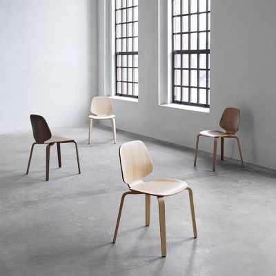 Silla My Chair Walnut de Normann Copenhagen en Moises Showroom Silla My Chair Walnut de Normann Copenhagen en Moises Showroom