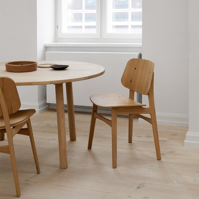 Fredericia Taro round dining table Fredericia Taro round dining table