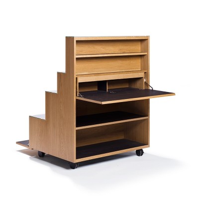 Rampa de Karakter Copenhagen en Moises Showroom Rampa de Karakter Copenhagen en Moises Showroom