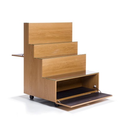 Rampa de Karakter Copenhagen en Moises Showroom Rampa de Karakter Copenhagen en Moises Showroom