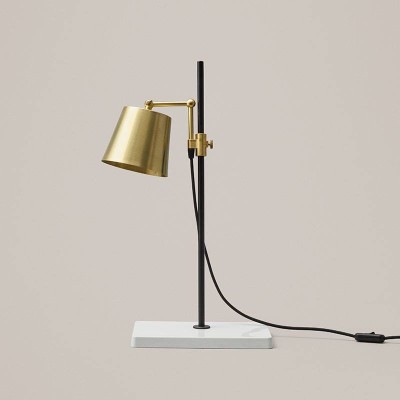 Lámpara de mesa Lab Light Table de Karakter Copenhagen Lámpara de mesa Lab Light Table de Karakter Copenhagen