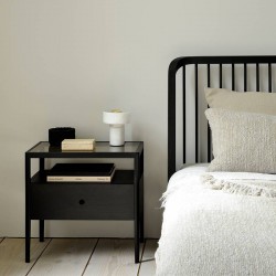 Ethnicraft Mesita Spindle roble negro Ethnicraft Mesita Spindle roble negro