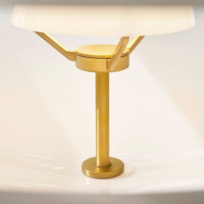 Lámpara Clam de Fritz Hansen en Moises Showroom
