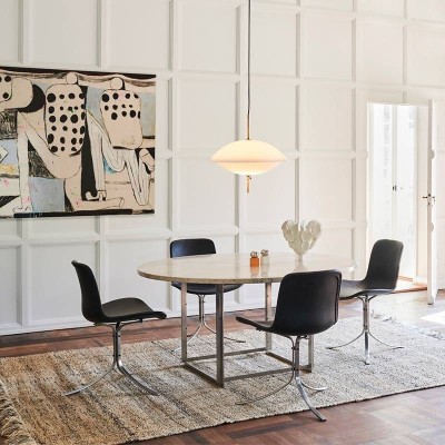 Lámpara Clam de Fritz Hansen en Moises Showroom Lámpara Clam de Fritz Hansen en Moises Showroom