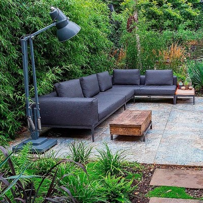 Lámpara Original 1227 Giant Outdoor Floor ambientada Anglepoise slate grey Lámpara Original 1227 Giant Outdoor Floor ambientada Anglepoise slate grey