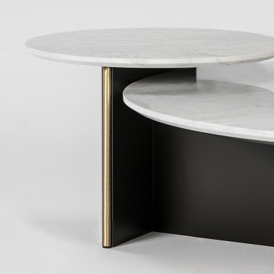 Mesa Ant de Kendo Mobiliario en Moises Showroom Mesa Ant de Kendo Mobiliario en Moises Showroom