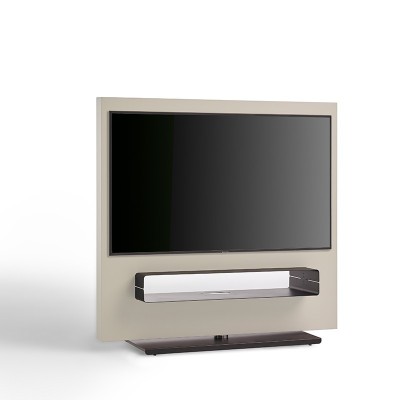 Totem de Kendo Mobiliario en Moises Showroom Totem de Kendo Mobiliario en Moises Showroom