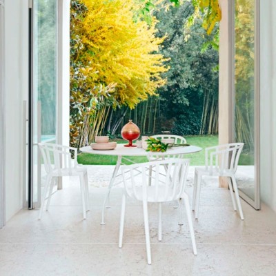 Mesa de exterior brilhante de Antonio Citterio para Kartell Mesa de exterior brilhante de Antonio Citterio para Kartell