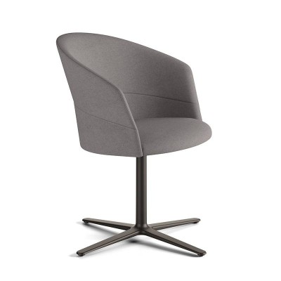 Silla Copa de Viccarbe con base giratoria plana en Moises Showroom Silla Copa de Viccarbe con base giratoria plana en Moises Showroom