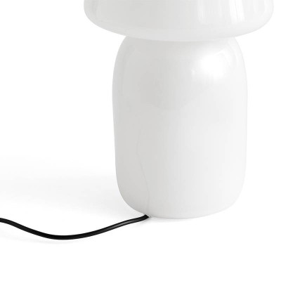Detalle Apollo Portable Lamp de HAY en Moises Showroom Detalle Apollo Portable Lamp de HAY en Moises Showroom