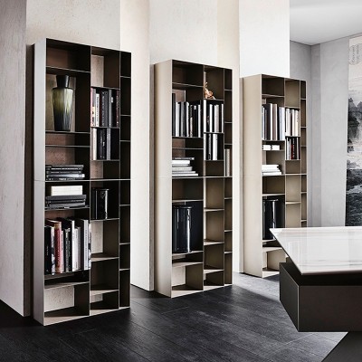 Estantería Latitude de Cattelan Italia en Moises Showroom Estantería Latitude de Cattelan Italia en Moises Showroom