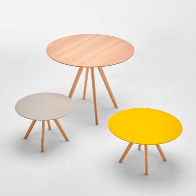 Mesa Stiks de Inclass en Moises Showroom Mesa Stiks de Inclass en Moises Showroom