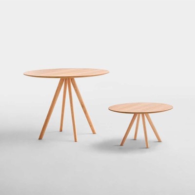 Mesa Stiks de Inclass en Moises Showroom Mesa Stiks de Inclass en Moises Showroom