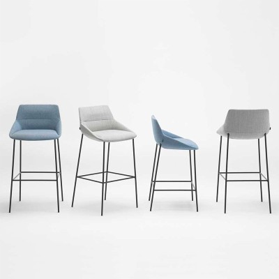 Taburete Dunas XS de Inclass en Moises Showroom Taburete Dunas XS de Inclass en Moises Showroom