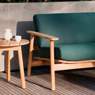 Detalle sofá Riva 2 plazas de Kettal en Moises Showroom