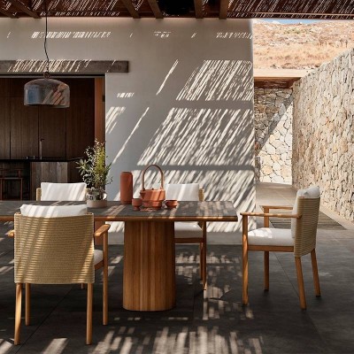 Mesa de comedor Giro de Kettal en Moises Showroom Mesa de comedor Giro de Kettal en Moises Showroom