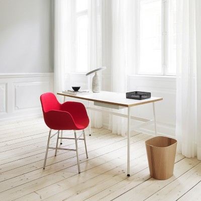 Scrivania per Giornali - Normann Copenhagen Scrivania per Giornali - Normann Copenhagen