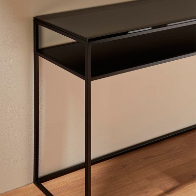 Consola Rita de Kendo Mobiliario en Moises Showroom Consola Rita de Kendo Mobiliario en Moises Showroom