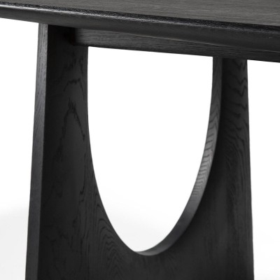 Detalle pata mesa X negra de Ethnicraft Detalle pata mesa X negra de Ethnicraft