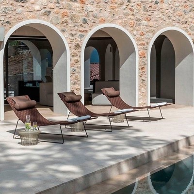 Andreu World Chaise longue d’extérieur tressée Andreu World Chaise longue d’extérieur tressée