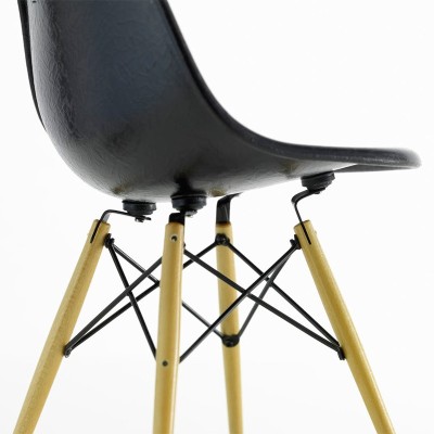 Miniatura Silla DSW - Vitra Miniatura Silla DSW - Vitra