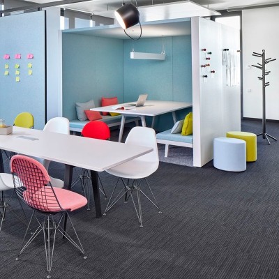 Imanes Magnet Dots colores Vitra en la oficina Imanes Magnet Dots colores Vitra en la oficina